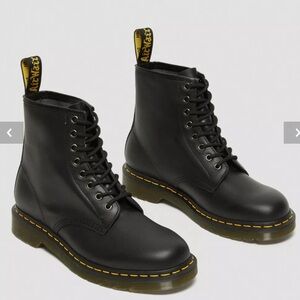 Dr. Martens 1460 NAPPA LEATHER LACE UP BOOTS — BLACK — Men’s 10.5, Women’s 11.5